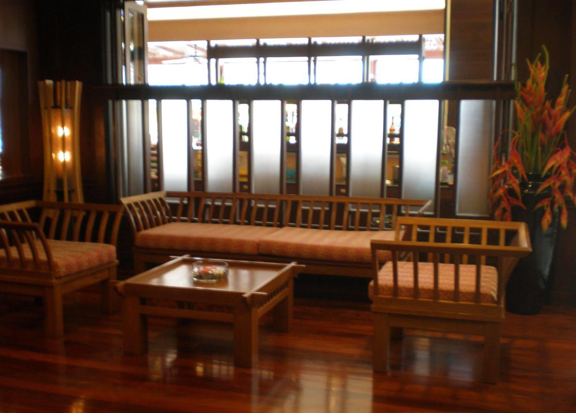 Rattana Beach Hotel Карон Экстерьер фото